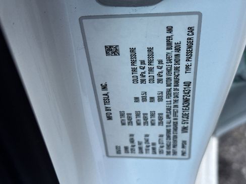 Used 2022 Tesla Model 3 image 27