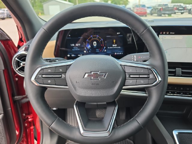 Used 2026 Chevrolet Equinox ACTIV w/ Convenience Package III AWD/4WD image 24
