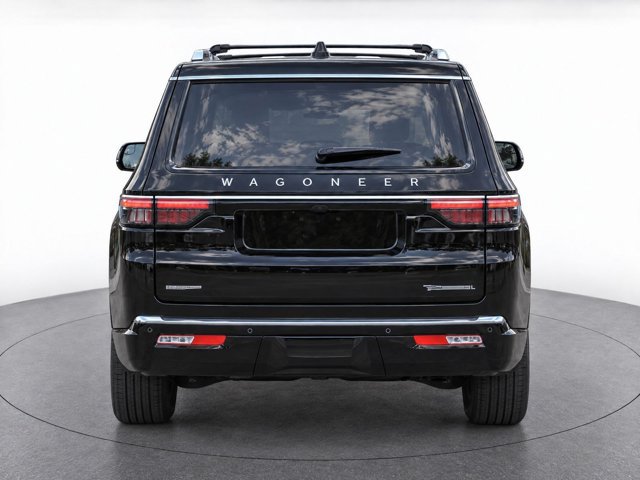 Used 2023 Jeep Wagoneer L Series III w/ Preferred Equipment Group AWD/4WD image 6