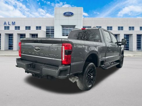 New 2026 Ford F250 XLT w/ XLT Premium Package AWD/4WD image 6
