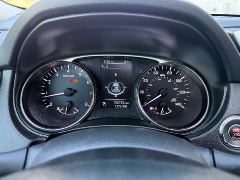 Used 2016 Nissan Rogue SL w/ SL Premium Package image 31