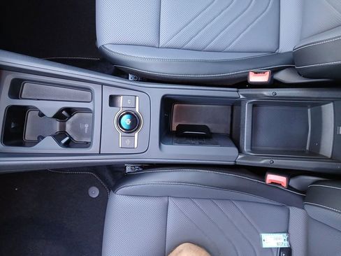 New 2026 Volkswagen Tiguan SE image 25