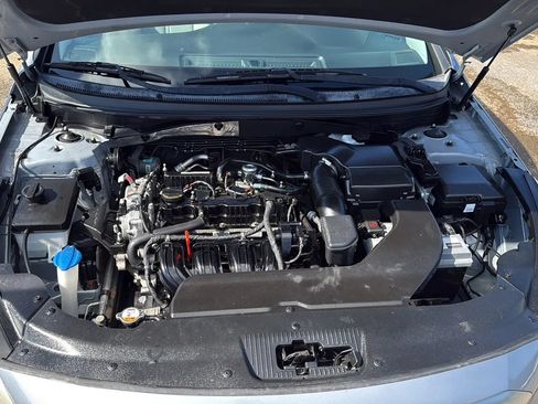 Used 2015 Hyundai Sonata SE w/ Option Group 09 FWD image 28