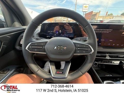 New 2027 Chevrolet Traverse Z71 w/ Driver Confidence Package AWD/4WD image 20