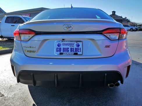 Used 2024 Toyota Corolla SE image 6