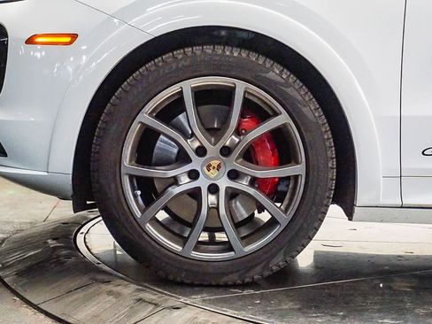 Certified 2023 Porsche Cayenne GTS w/ Premium Package Plus AWD/4WD image 9