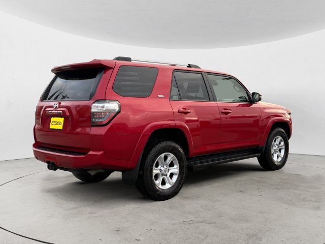 Used 2022 Toyota 4Runner SR5 Premium AWD/4WD image 5