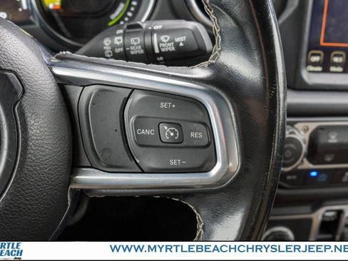 Used 2021 Jeep Wrangler Unlimited Sahara image 27