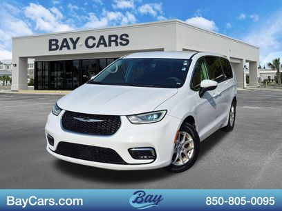 Used 2023 Chrysler Pacifica Touring-L