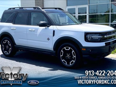 Used 2022 Ford Bronco Sport Outer Banks w/ Tech Package AWD/4WD image 1