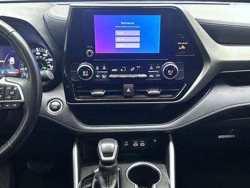 Used 2024 Toyota Highlander LE image 13