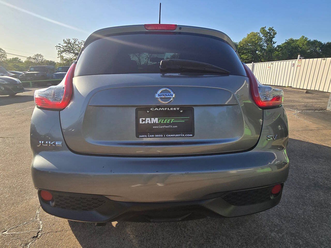 Used 2017 Nissan Juke SV w/ Technology Package FWD image 12