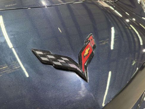 Used 2016 Chevrolet Corvette Stingray Coupe w/ 2LT Preferred Equipment Group image 17