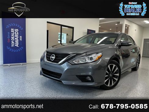 Used 2016 Nissan Altima 2.5 SL w/ 2.5 Technology Package image 1
