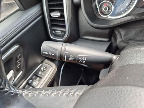 Used 2020 RAM 1500 Laramie AWD/4WD image 26