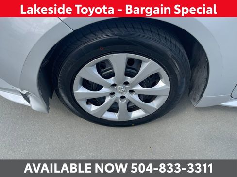 Used 2024 Toyota Corolla LE image 11