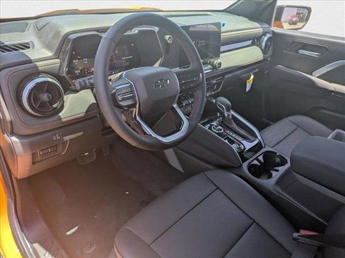 New 2025 Chevrolet Colorado Z71 w/ Midnight Edition image 3