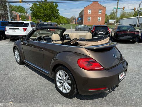 Used 2013 Volkswagen Beetle TDI FWD image 15