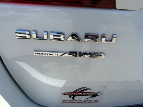 Used 2017 Subaru Outback 2.5i Touring image 13