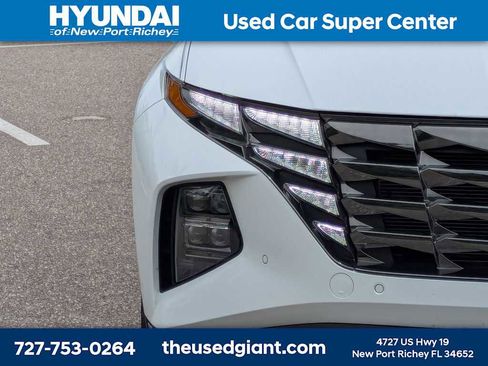 Certified 2024 Hyundai Tucson Limited AWD/4WD image 9