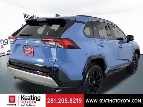 Certified 2024 Toyota RAV4 SE image 5