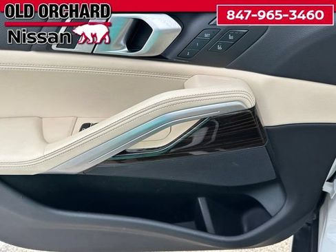 Used 2021 BMW X6 xDrive40i w/ Premium Package 3 AWD/4WD image 13