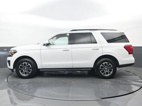 Used 2024 Ford Expedition XLT RWD image 23