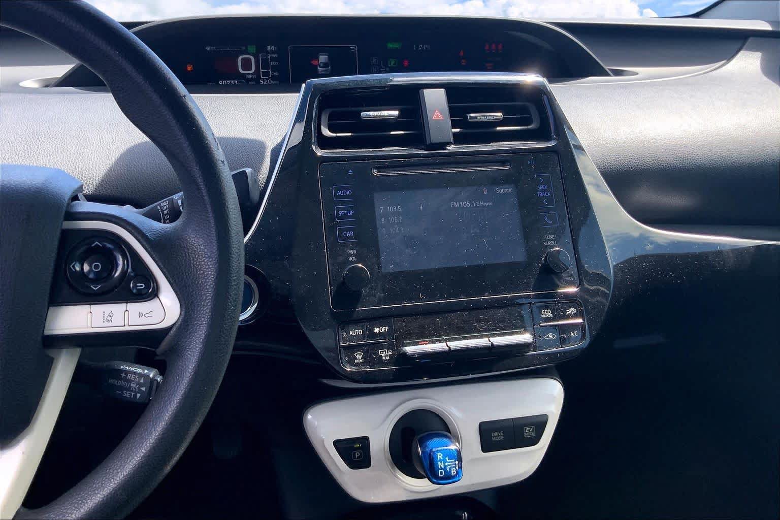 Used 2018 Toyota Prius One FWD image 15