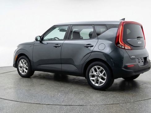 Used 2025 Kia Soul LX w/ LX Technology Package image 5