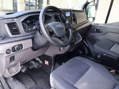Used 2024 Ford Transit 250 Low Roof w/ Exterior Upgrade Package RWD image 17