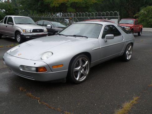 Used 1988 Porsche 928 S4 RWD image 2