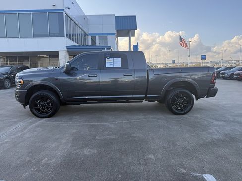 Used 2024 RAM 2500 Limited image 16