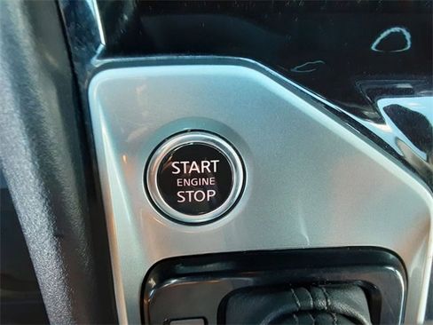 Used 2024 Nissan Altima 2.5 SV image 19