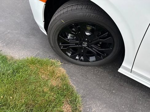 New 2026 Honda Odyssey Sport-L image 28