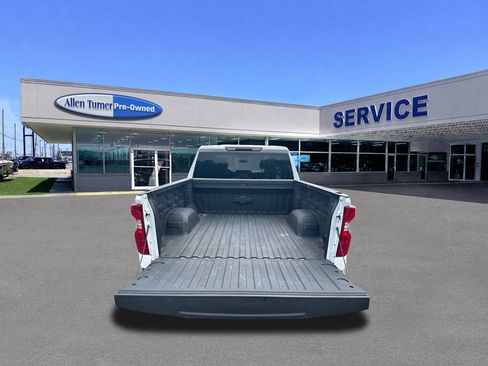 Used 2025 Chevrolet Silverado 1500 LT AWD/4WD image 8