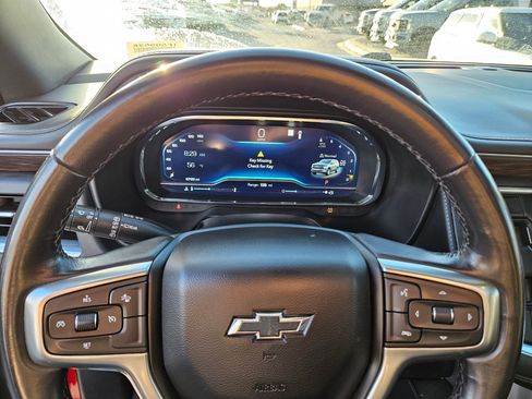 Used 2022 Chevrolet Tahoe Z71 image 23