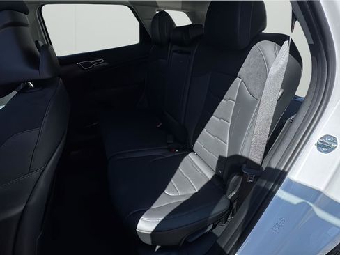 New 2026 Kia Sportage SX FWD image 11