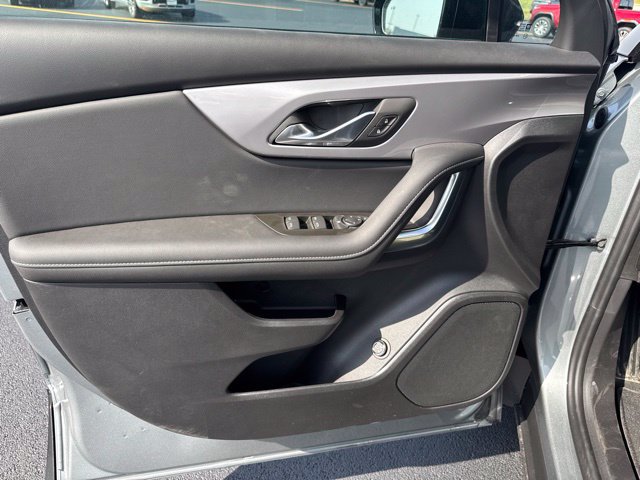 New 2026 Chevrolet Blazer LT w/ Convenience Package FWD image 20