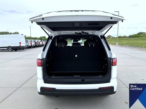 Used 2025 Toyota Sequoia SR5 AWD/4WD image 24