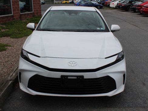Used 2025 Toyota Camry LE w/ Convenience Package AWD/4WD image 4