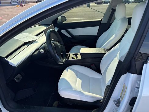 Used 2019 Tesla Model 3 Standard Range Plus RWD image 4