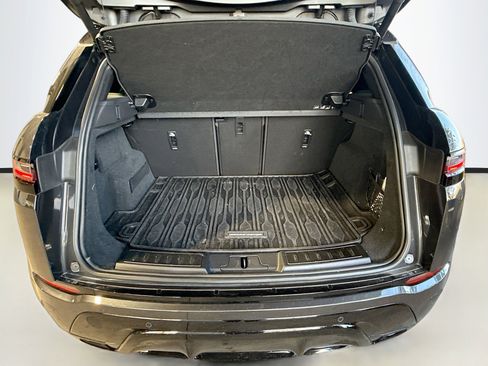 Used 2025 Land Rover Range Rover Evoque Dynamic SE image 12