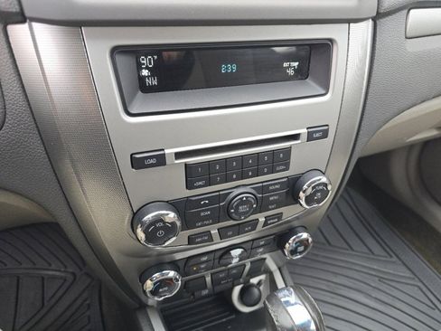 Used 2011 Ford Fusion Hybrid image 29