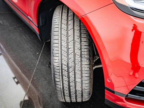 Used 2021 Land Rover Range Rover Velar R-Dynamic S image 45