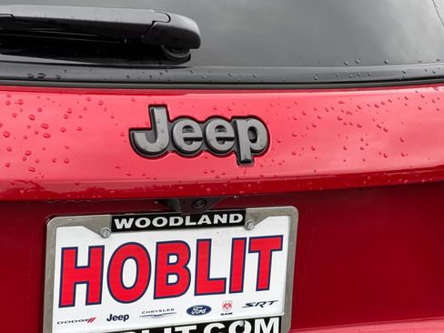 New 2026 Jeep Compass Latitude image 25