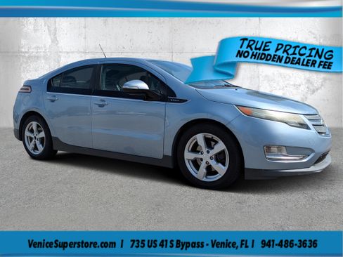 Used 2014 Chevrolet Volt FWD image 1