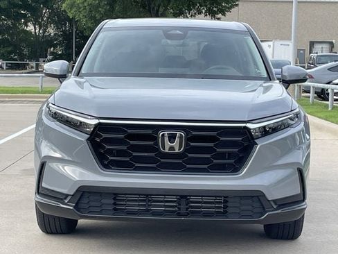 Used 2025 Honda CR-V LX image 6