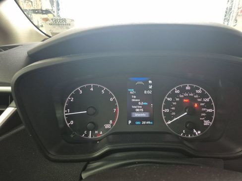 Used 2025 Toyota Corolla LE FWD image 2