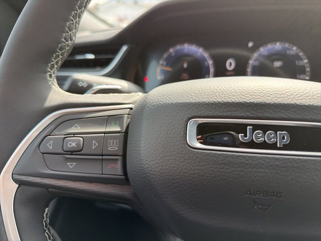 New 2026 Jeep Grand Cherokee Laredo X AWD/4WD image 23