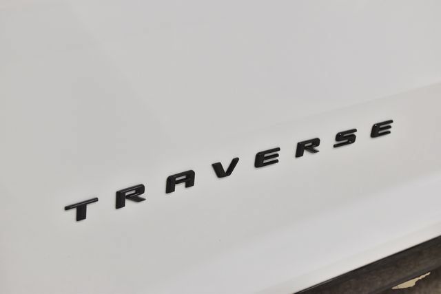 Used 2024 Chevrolet Traverse RS w/ LPO, Floor Liner Package AWD/4WD image 43